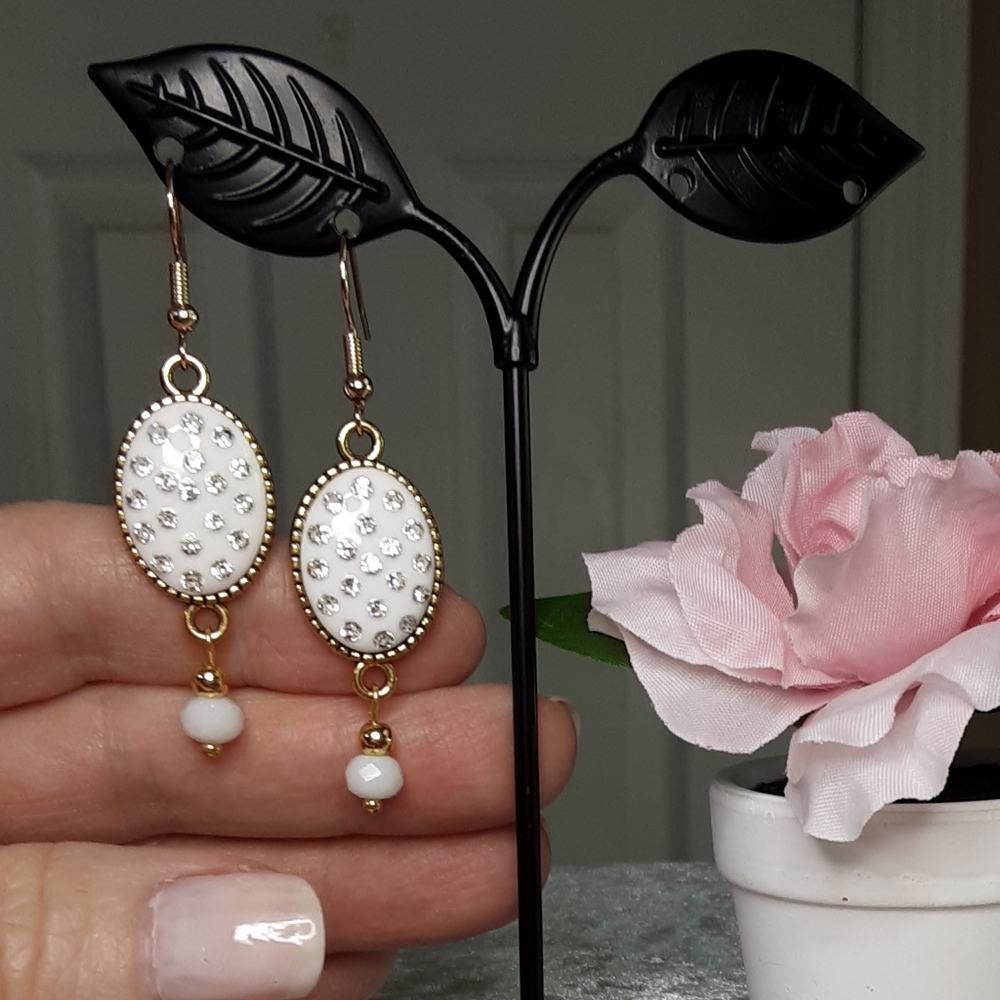 Handmade Rhinstone White Rhinestone Dangle Earrings - Picture 4 of 4